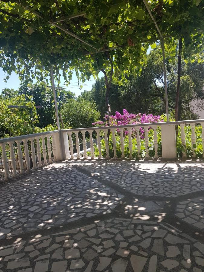 Sobe I Apartmani Marovic Petrovac Exterior foto
