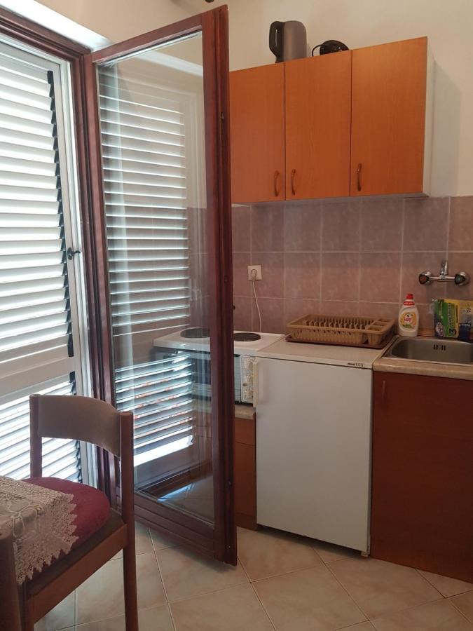 Sobe I Apartmani Marovic Petrovac Exterior foto