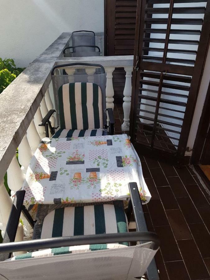 Sobe I Apartmani Marovic Petrovac Exterior foto