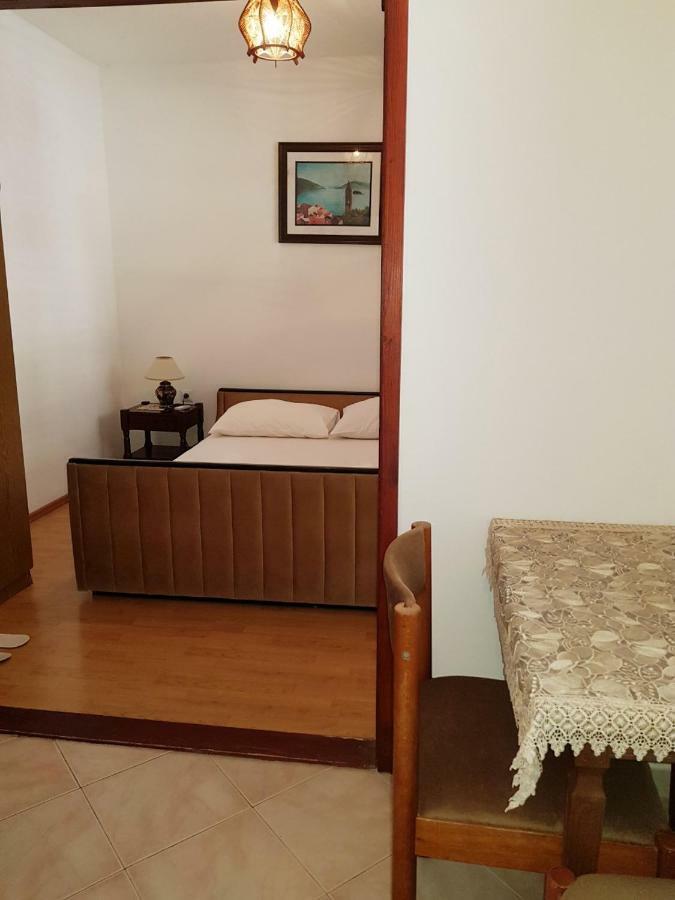 Sobe I Apartmani Marovic Petrovac Exterior foto